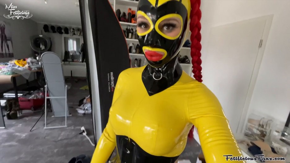 Yellow Rubberdoll - FetiliciousFans